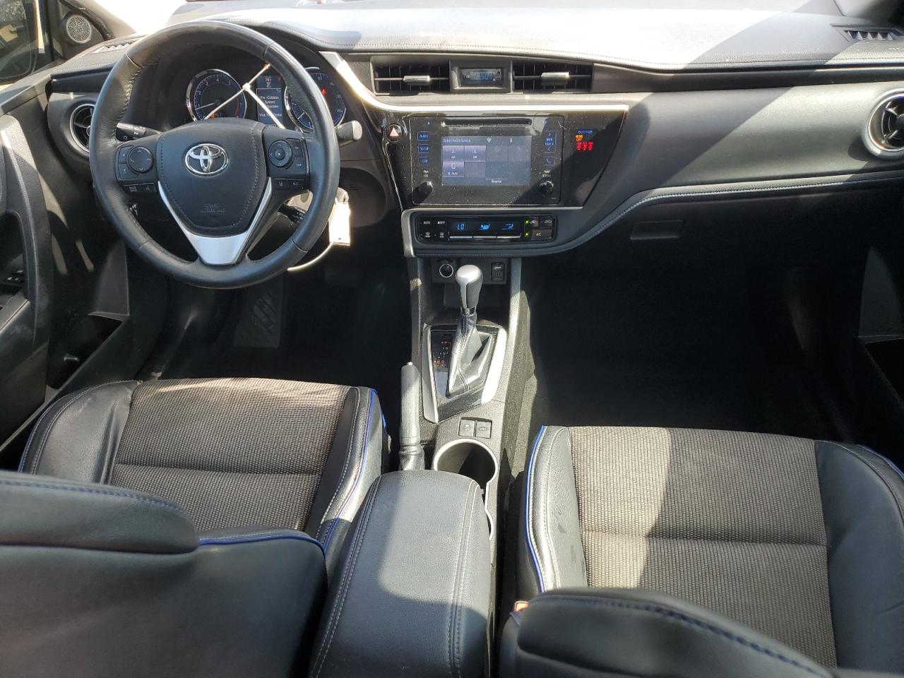 2018 Toyota Corolla - Image 8
