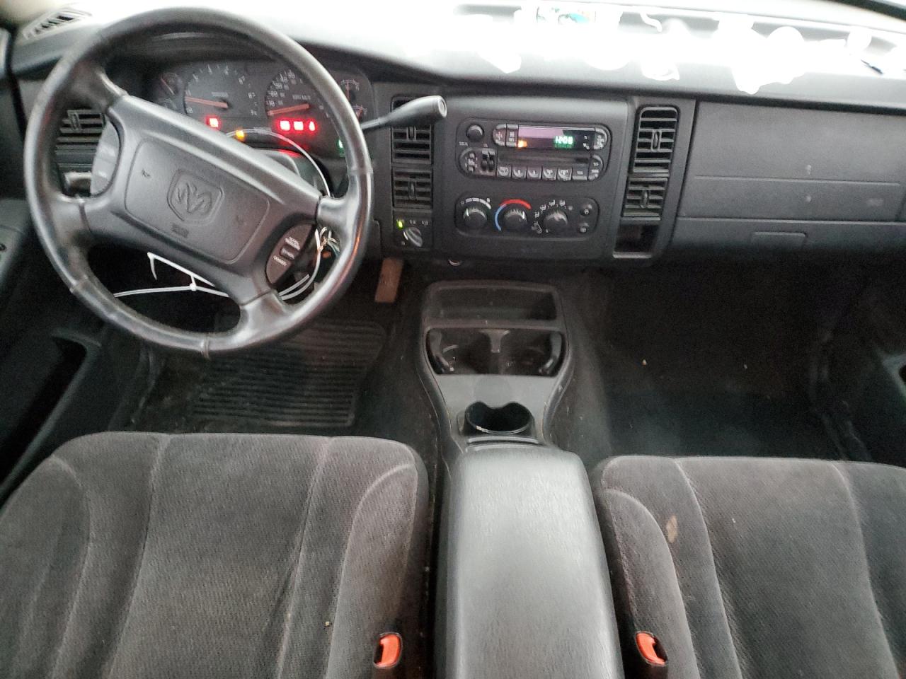 2003 Dodge Dakota - Image 8