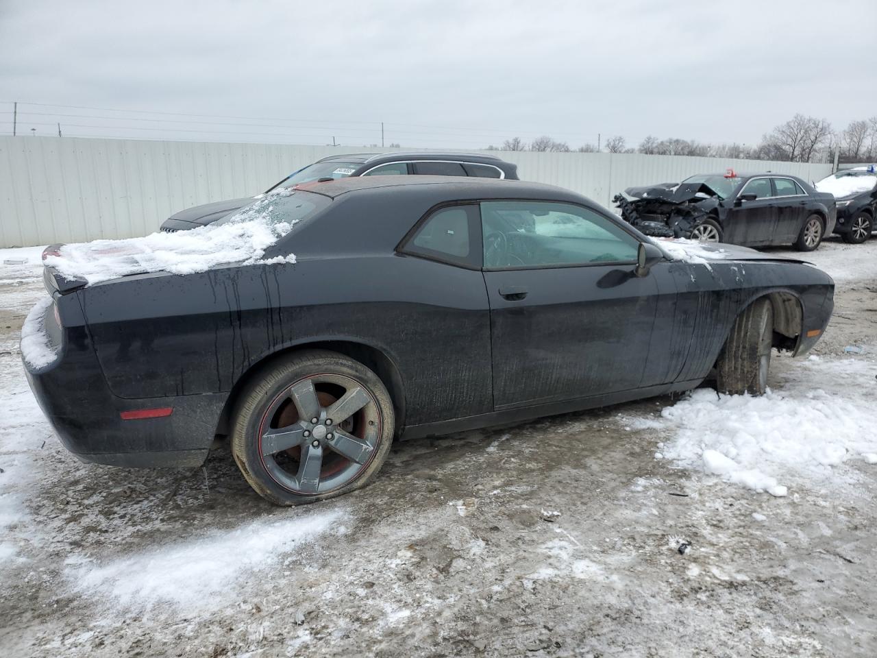 VIN 2C3CDYAGXEH294185 2014 DODGE CHALLENGER no.3