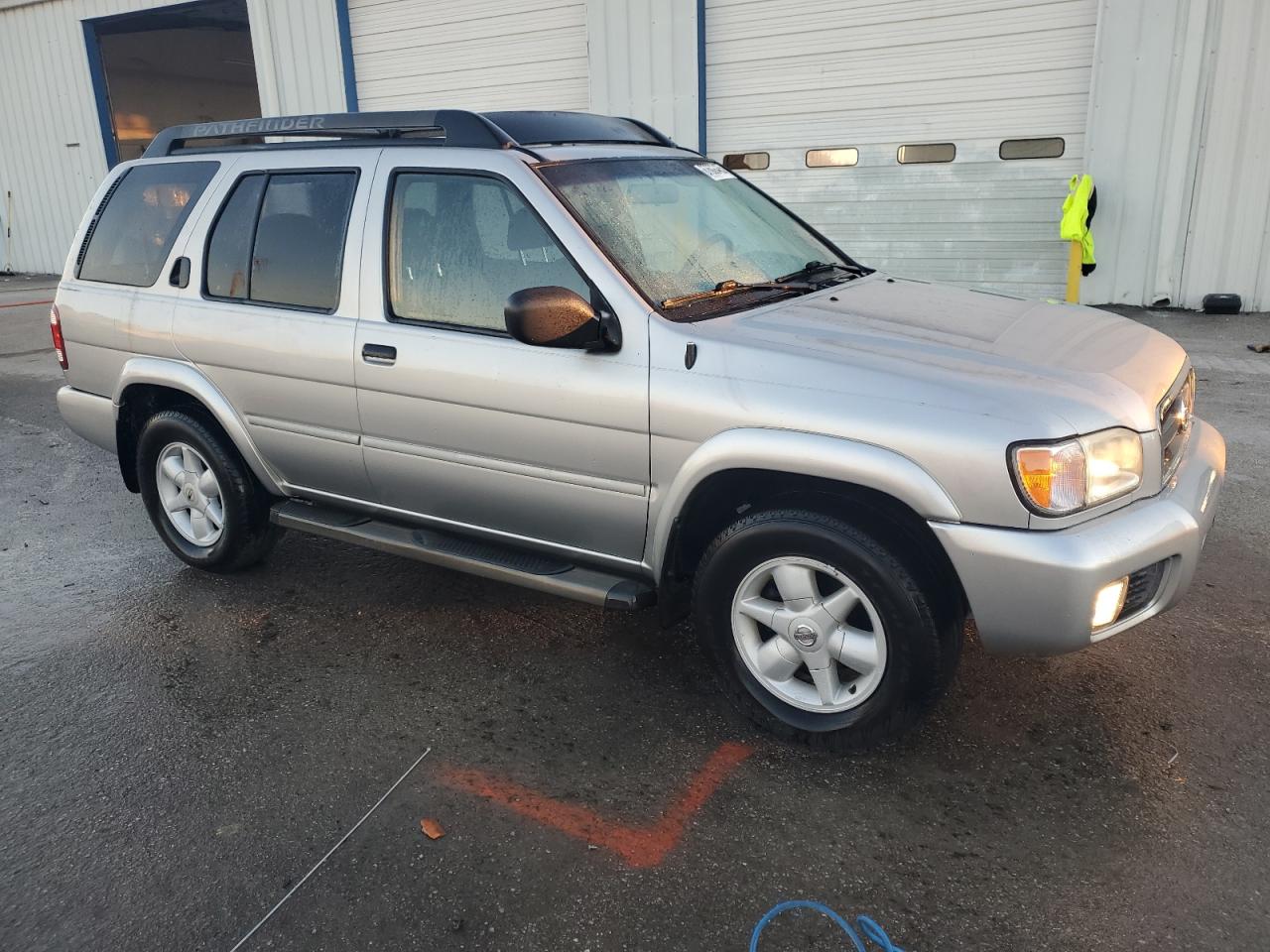 2002 Nissan Pathfinder - Image 4