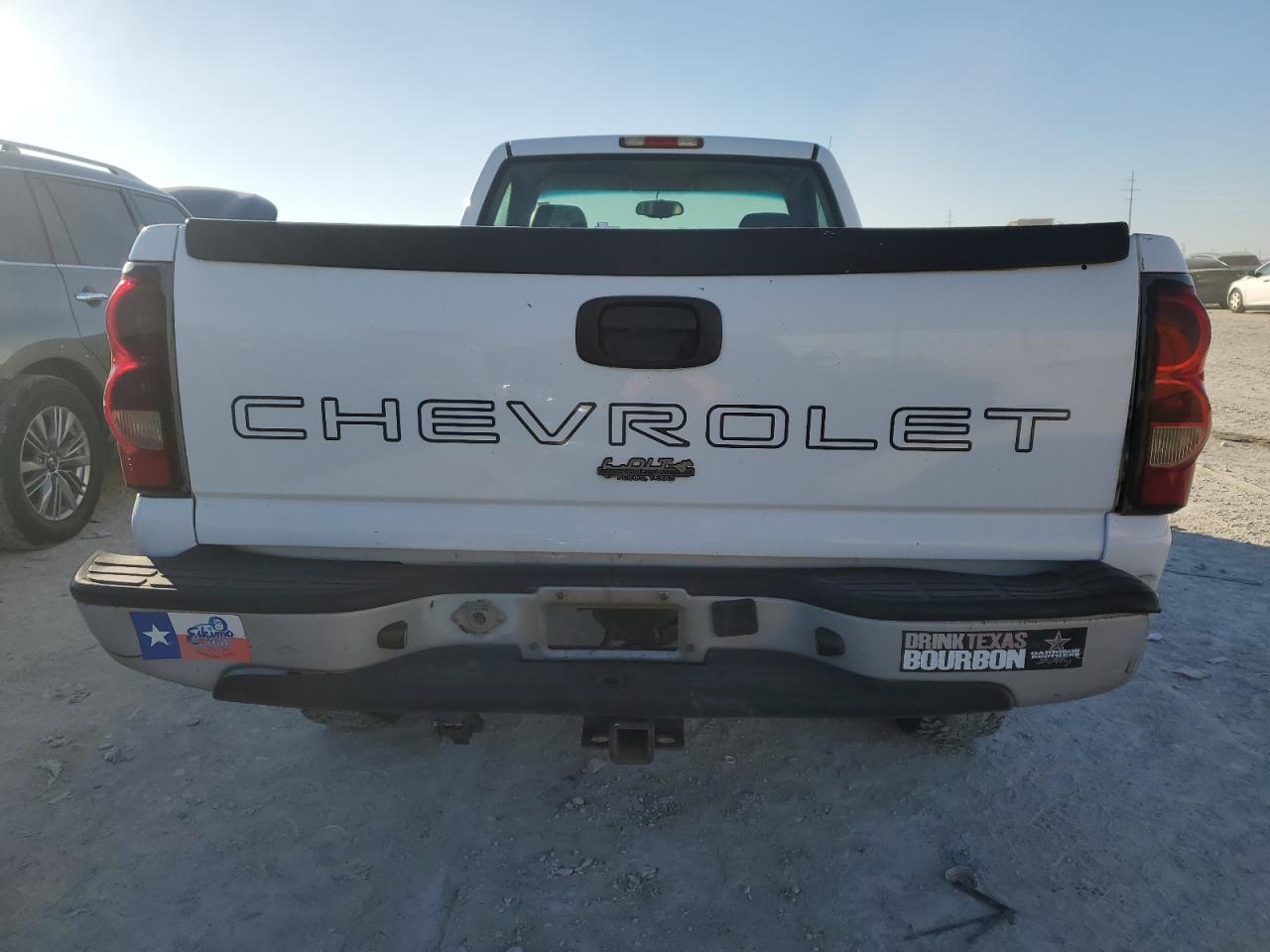 2004 Chevrolet Silverado - Image 6