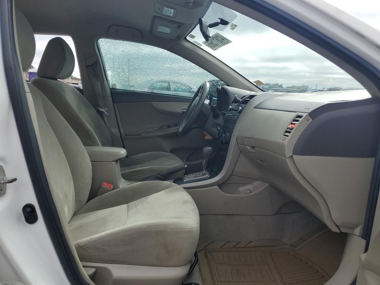 2010 Toyota Corolla - Image 7