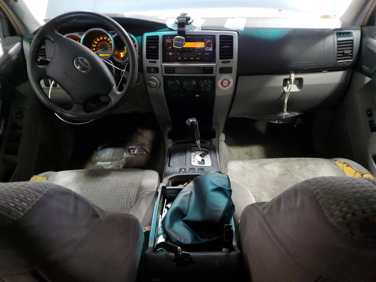 2004 Toyota 4Runner - Image 8