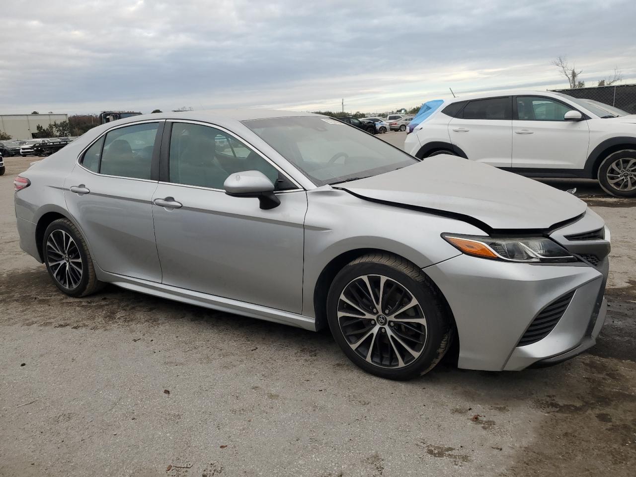 2018 Toyota Camry - Image 4