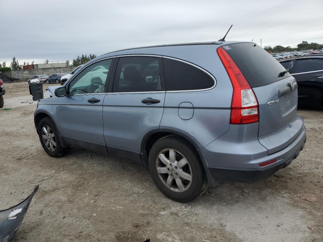 2011 Honda CR-V - Image 2