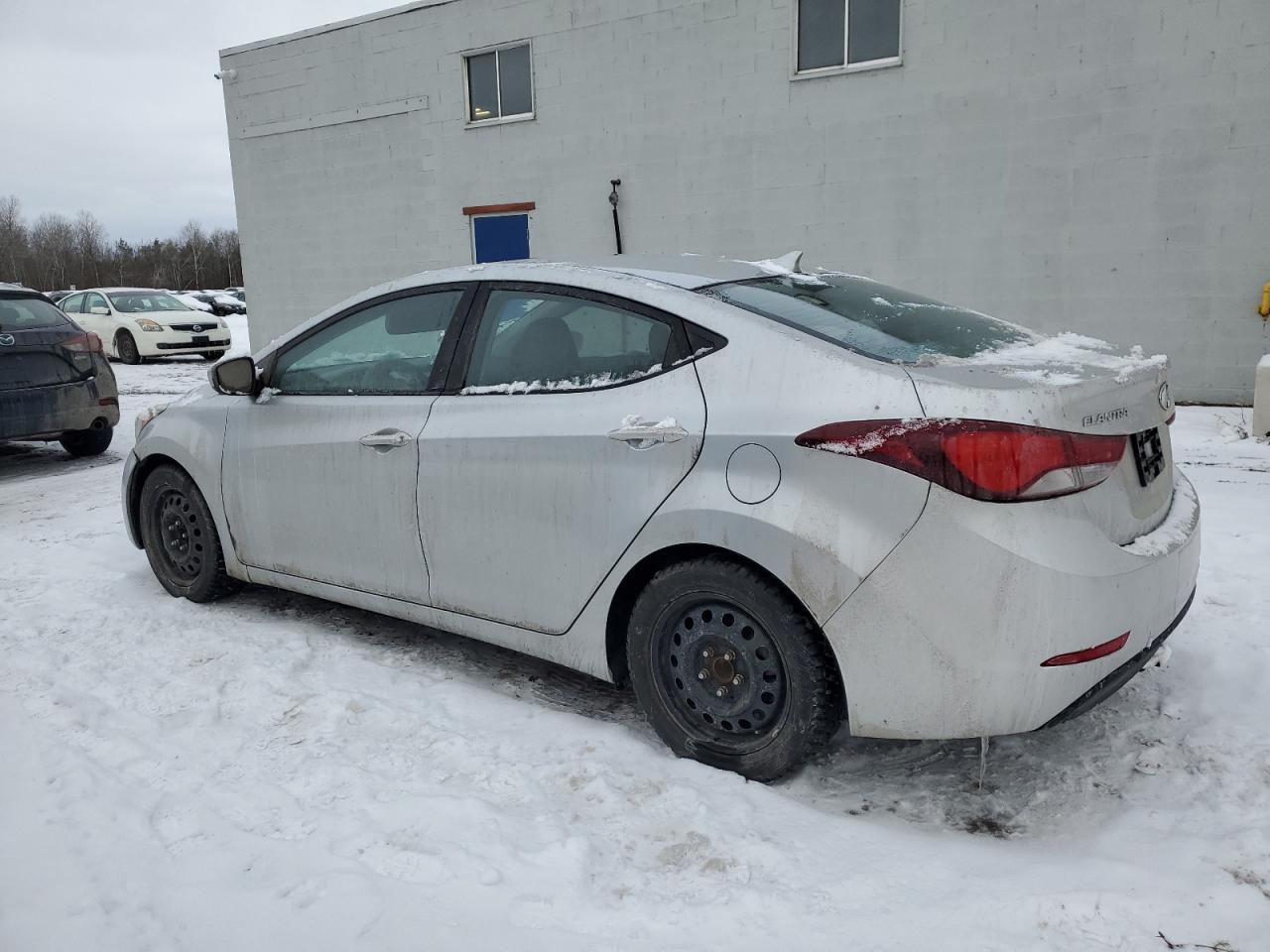 2014 Hyundai Elantra - Image 2
