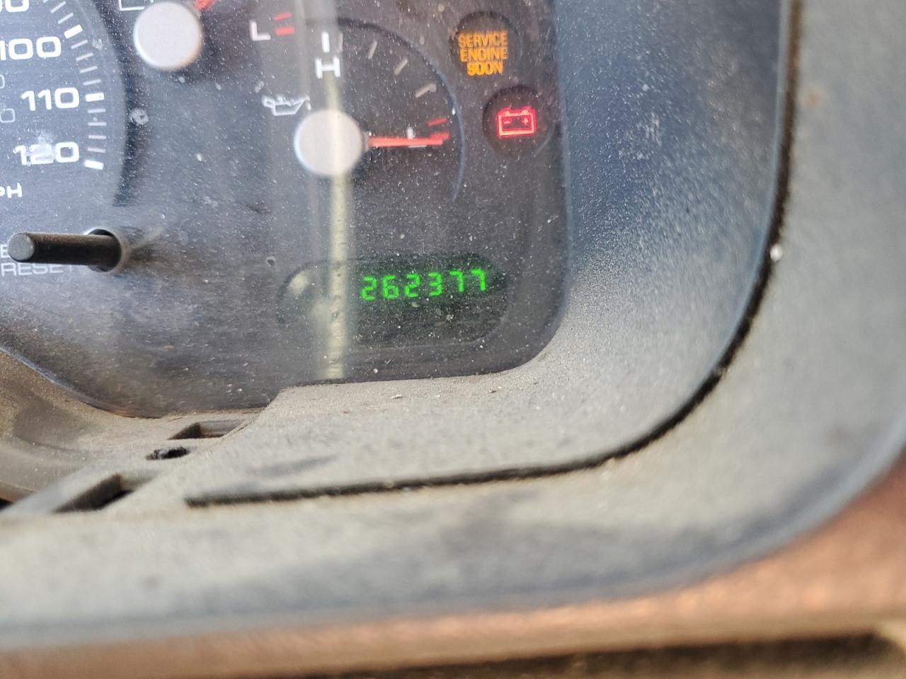 2004 Ford Explorer - Image 9