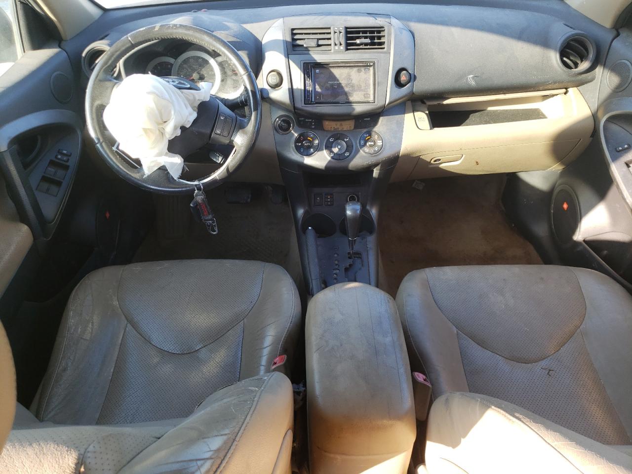 2010 Toyota RAV 4 - Image 8