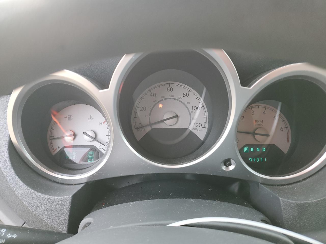 2007 Chrysler Sebring - Image 9