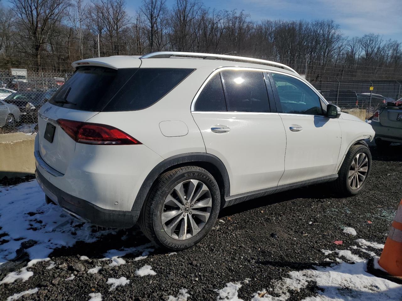 2020 Mercedes-Benz GLE - Image 3