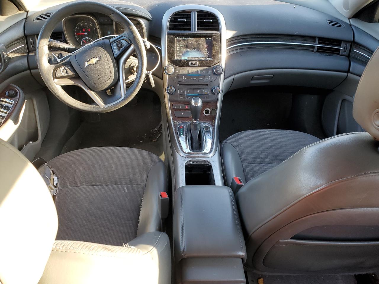 2013 Chevrolet Malibu - Image 8