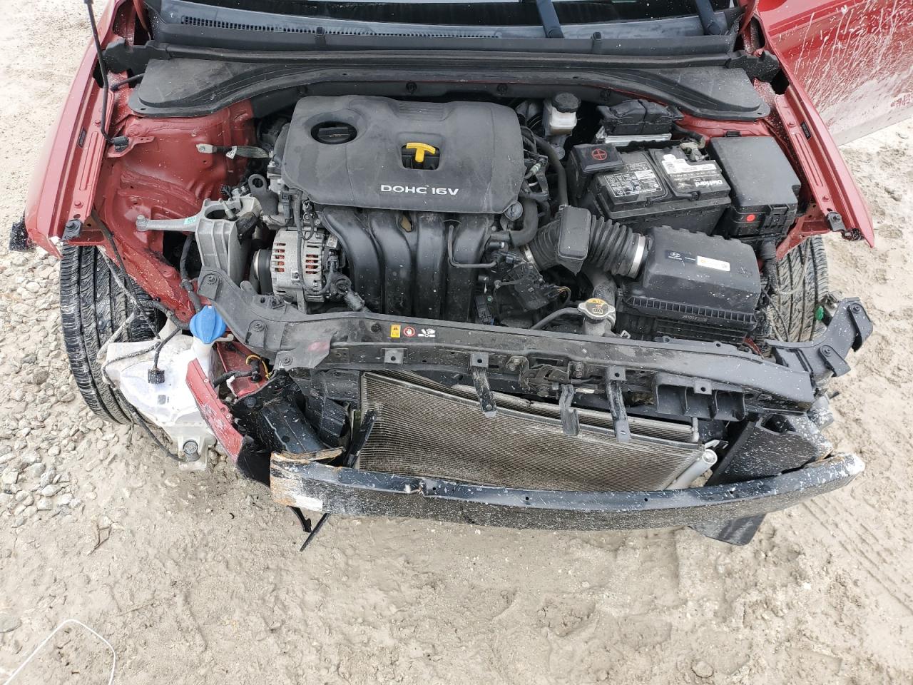 2018 Hyundai Elantra - Image 13
