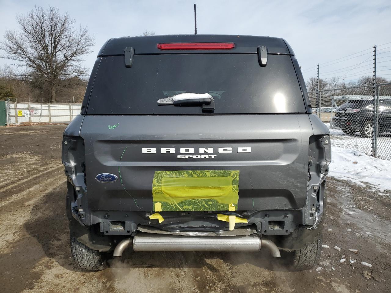 2023 Ford Bronco - Image 6