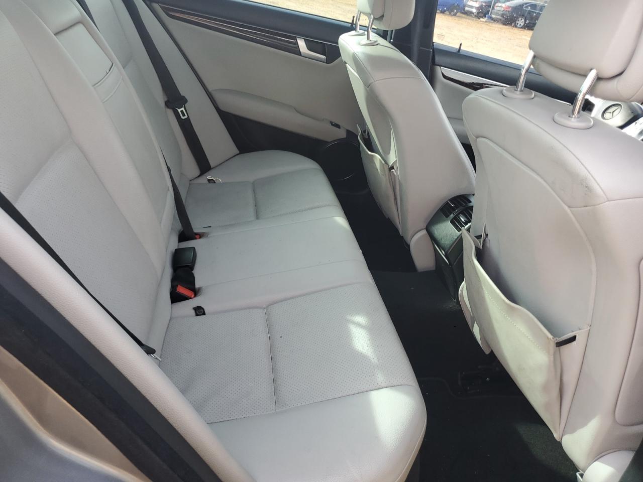 2012 Mercedes-Benz C-klasse - Image 10