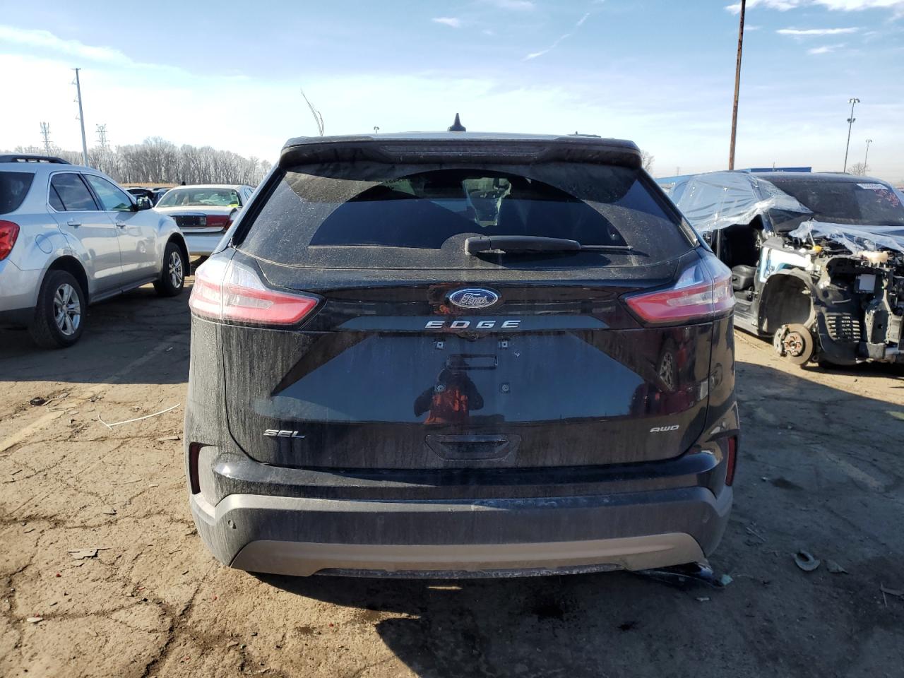 2023 Ford Edge - Image 6