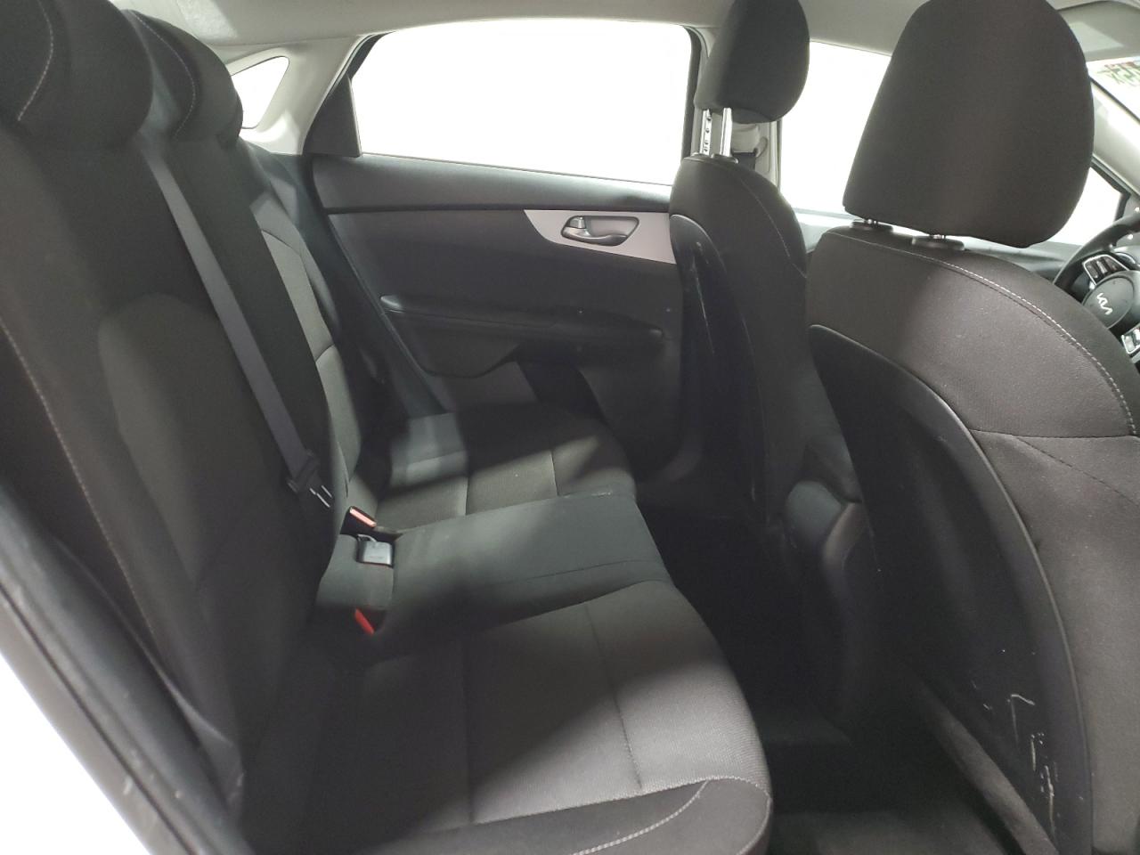 2024 Kia Forte - Image 10