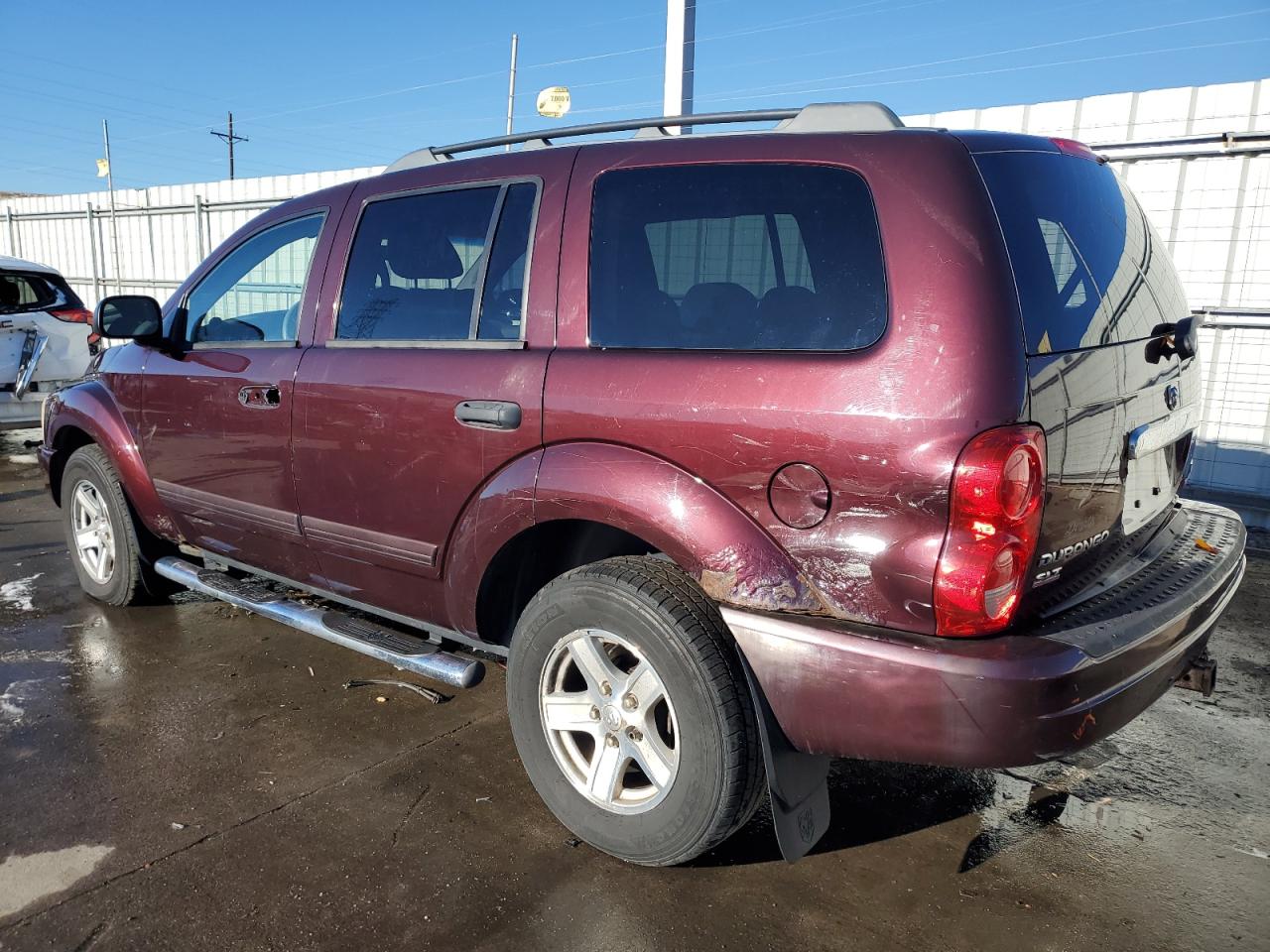 2005 Dodge Durango - Image 2