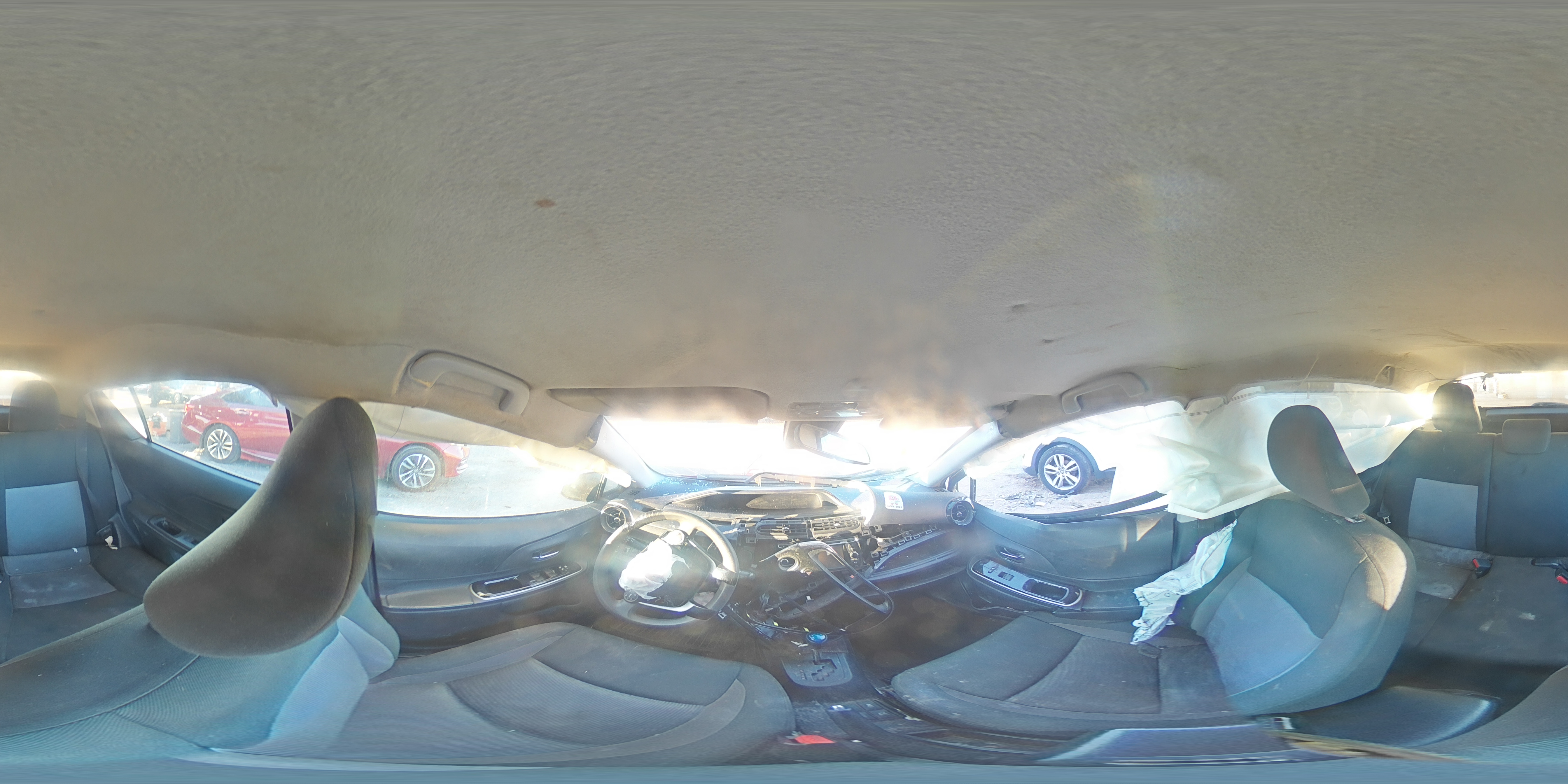 2018 Toyota Prius - Image 13