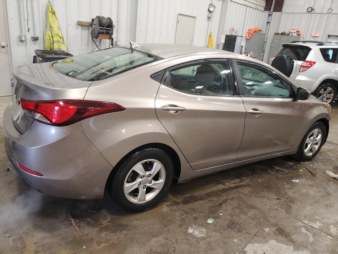 VIN 5NPDH4AE7EH518919 2014 HYUNDAI ELANTRA no.3