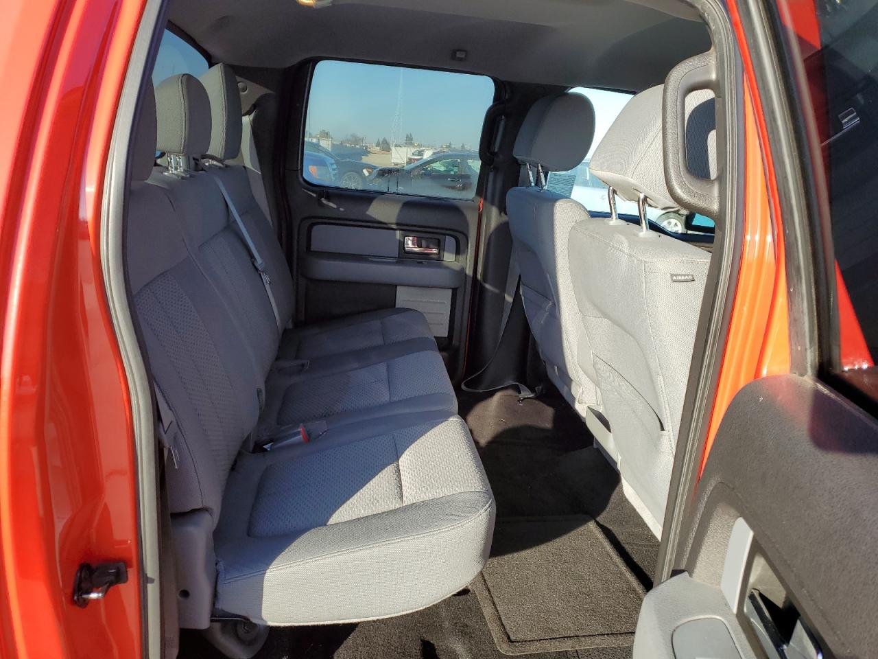 2012 Ford F-150 - Image 10