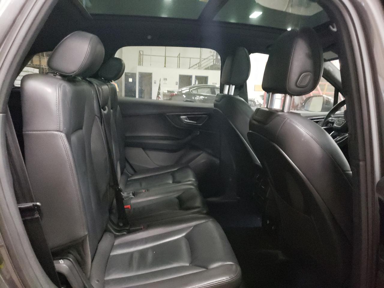 2019 Audi Q7 - Image 11