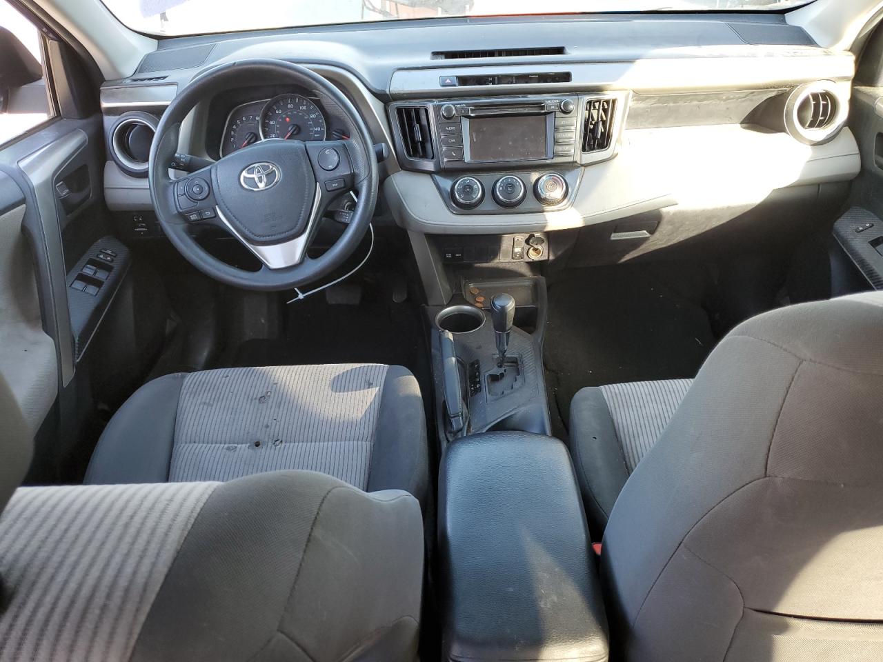 2015 Toyota RAV 4 - Image 8