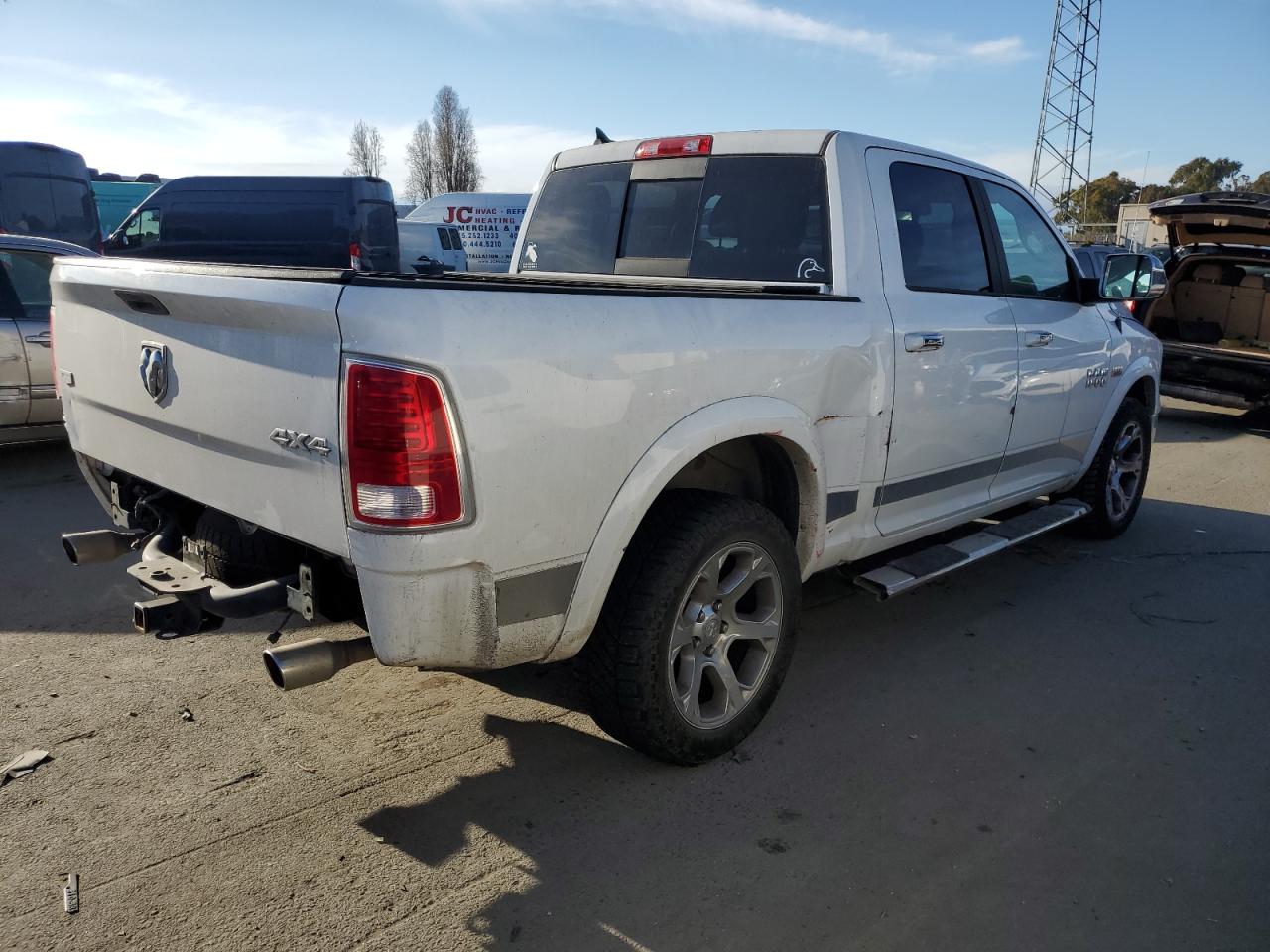 2017 RAM 1500 - Image 3