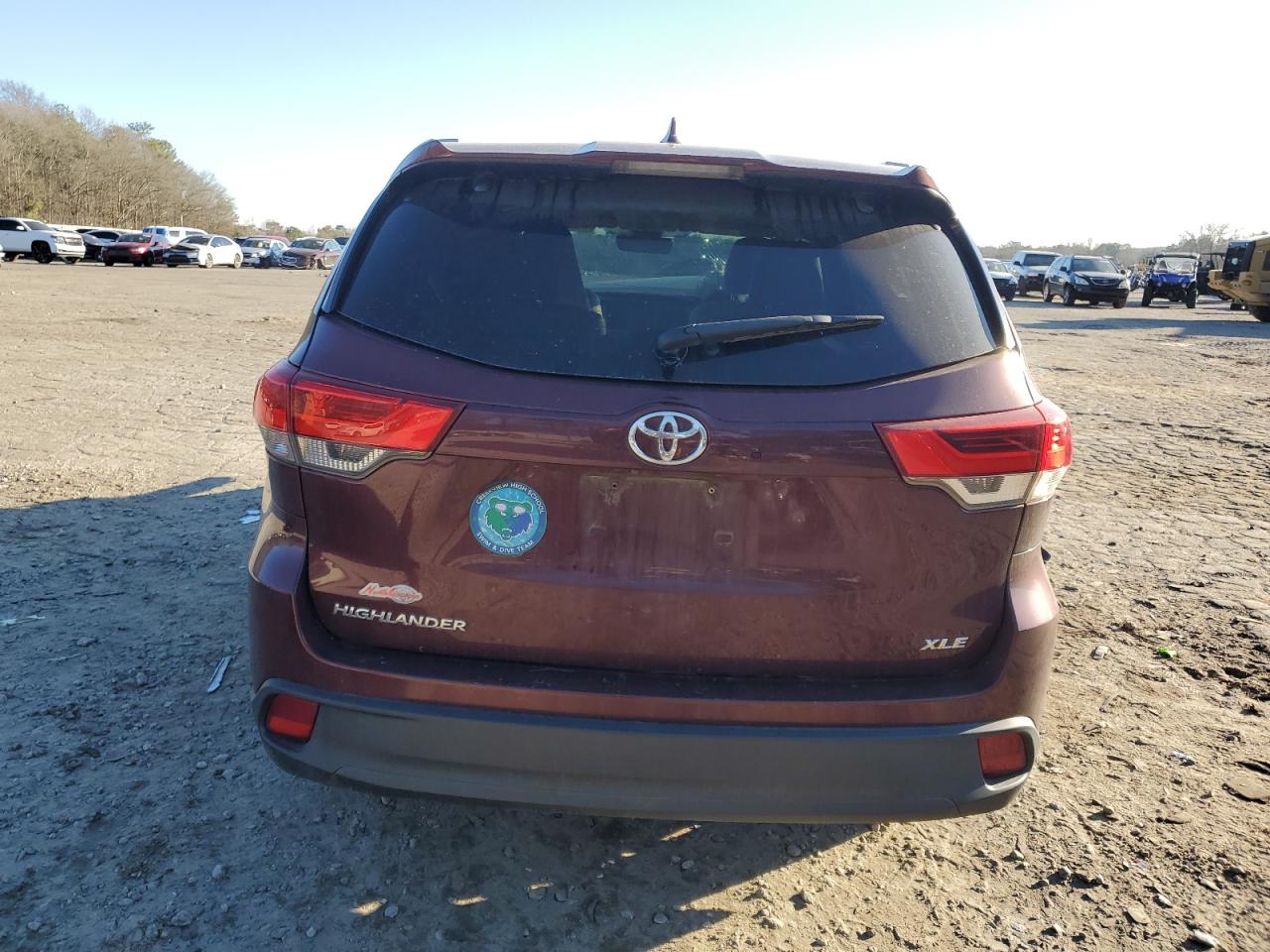 2017 Toyota Highlander - Image 6