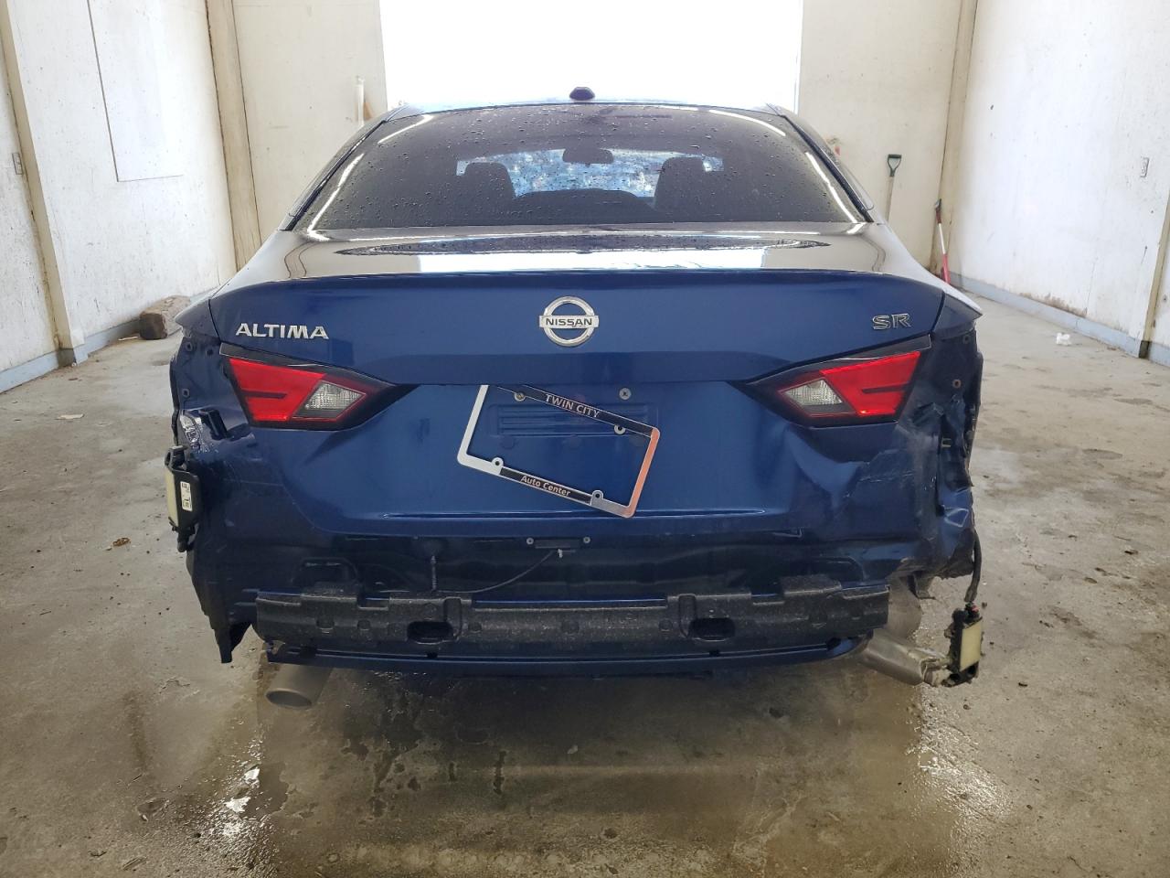 2021 Nissan Altima - Image 6