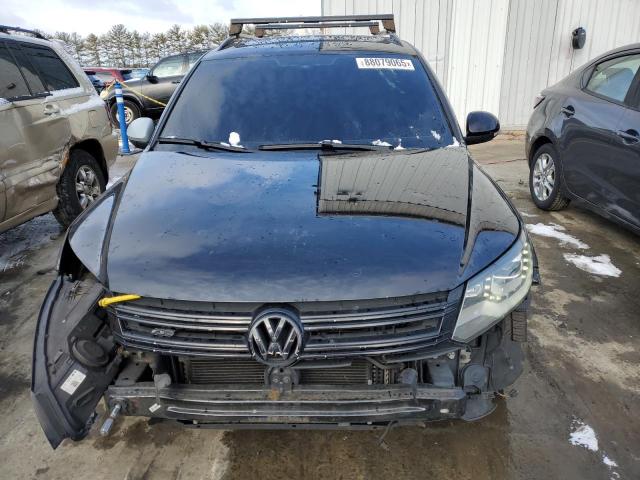  VOLKSWAGEN TIGUAN 2015 Чорний