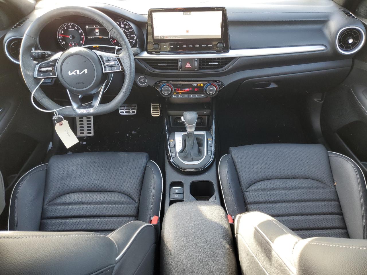 2023 Kia Forte - Image 8