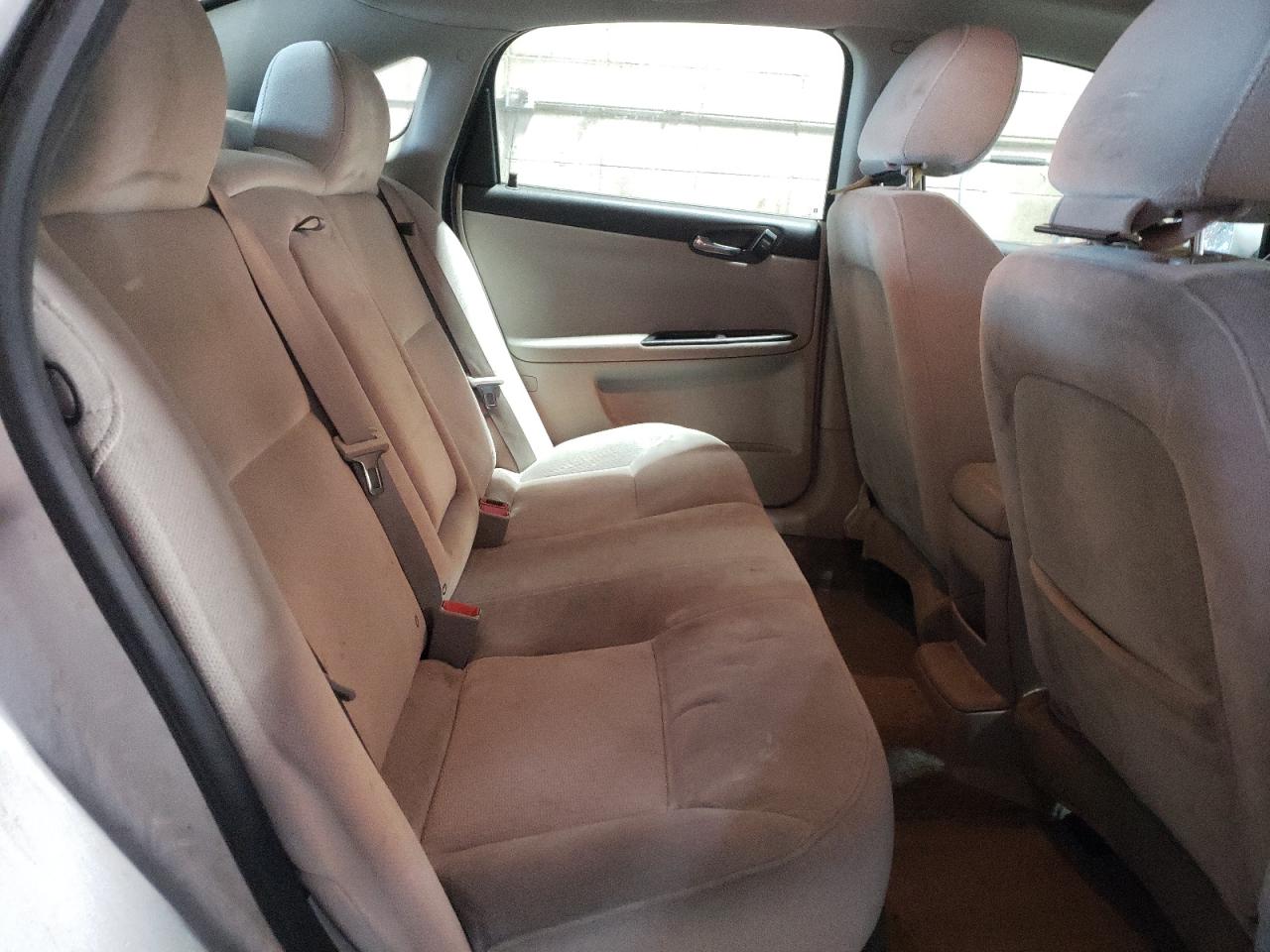 2012 Chevrolet Impala - Image 10