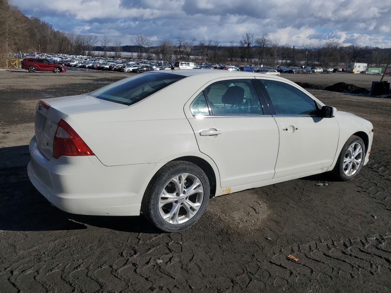 2012 Ford Fusion - Image 3