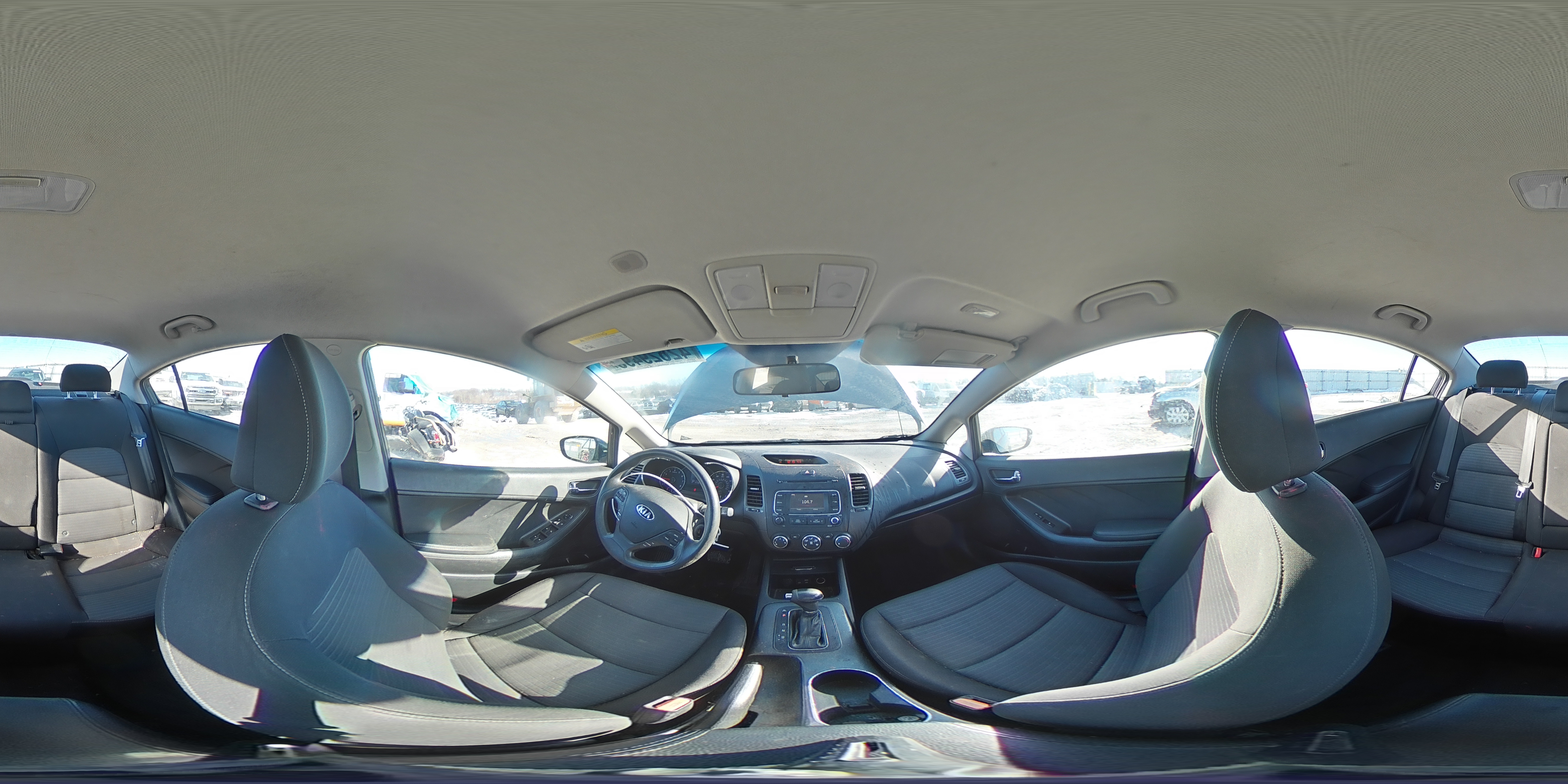 2016 Kia Forte - Image 13