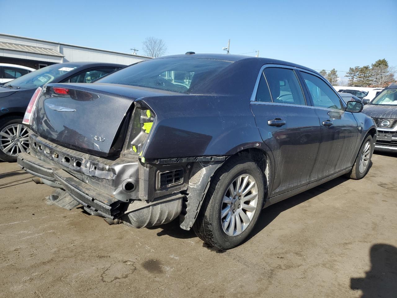 2014 Chrysler 300 - Image 3
