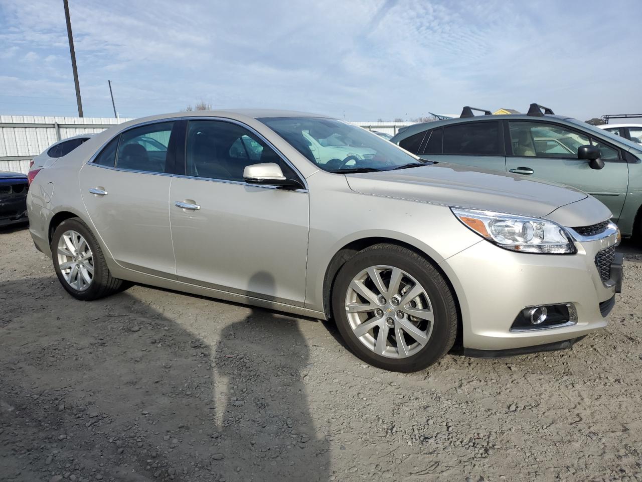2016 Chevrolet Malibu - Image 4