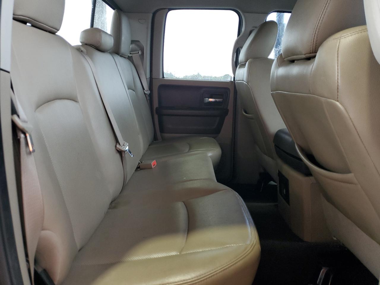 2011 Dodge RAM - Image 10