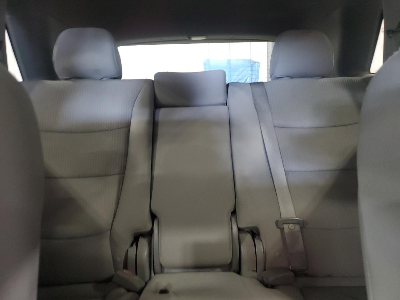 2011 Kia Sorento - Image 10
