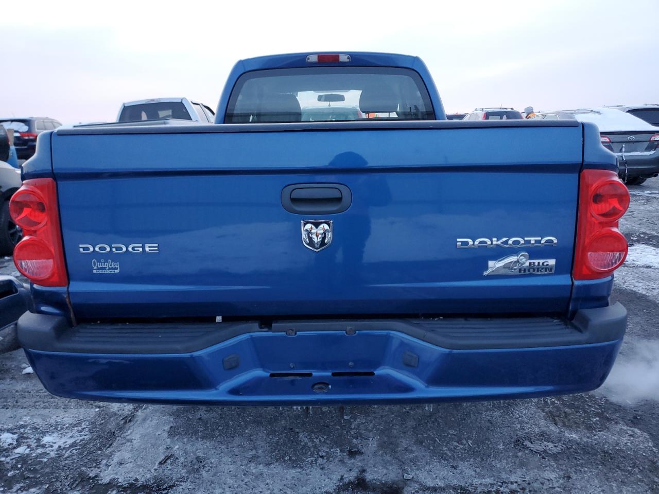 2011 Dodge Dakota - Image 6