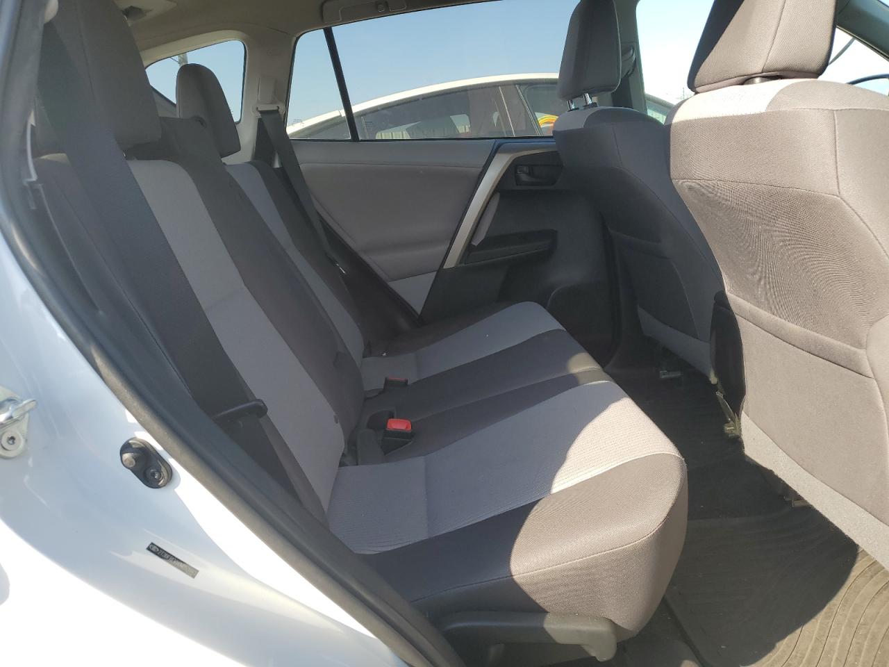 2013 Toyota RAV 4 - Image 11