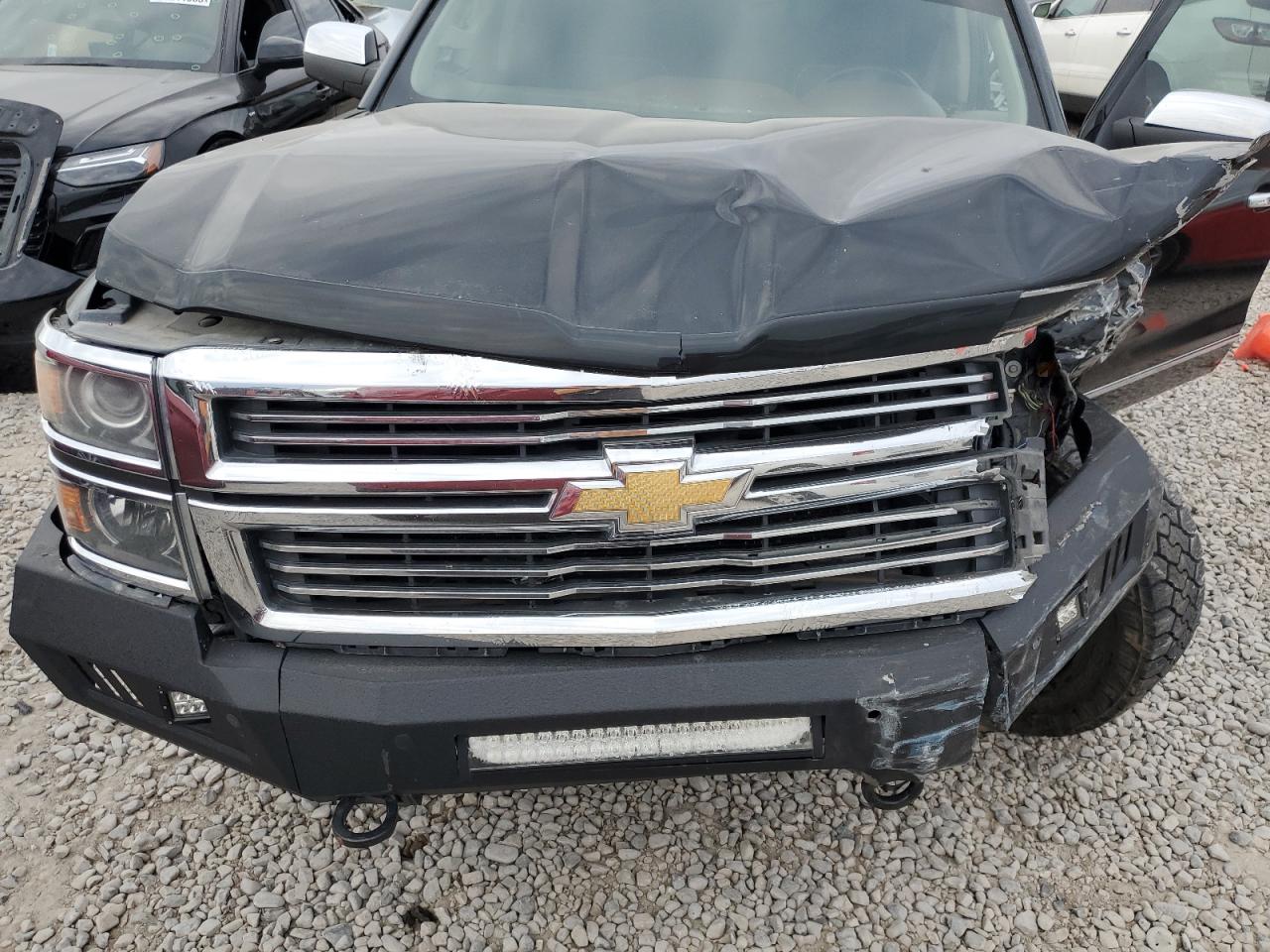 2014 Chevrolet Silverado - Image 11
