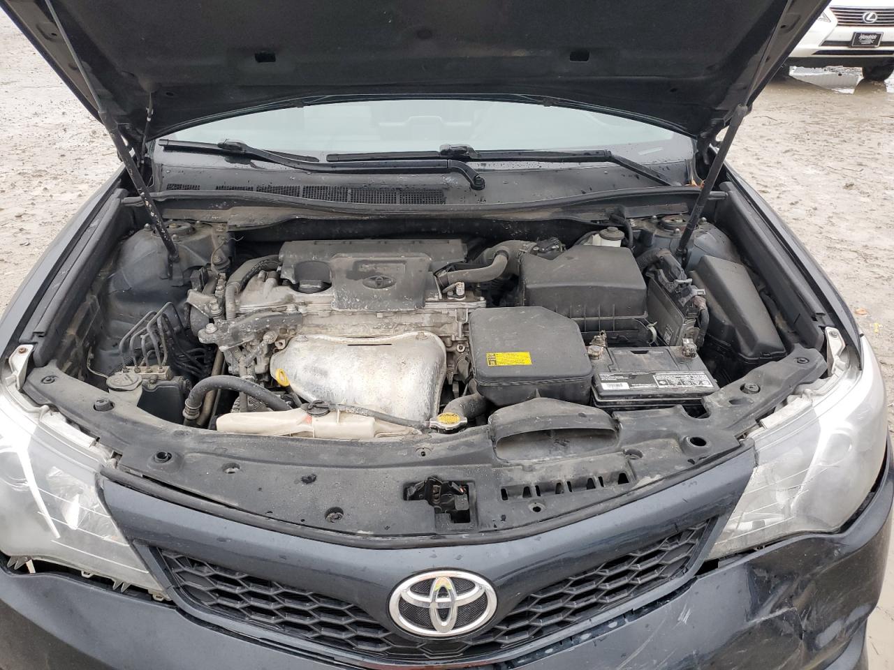 2012 Toyota Camry - Image 11