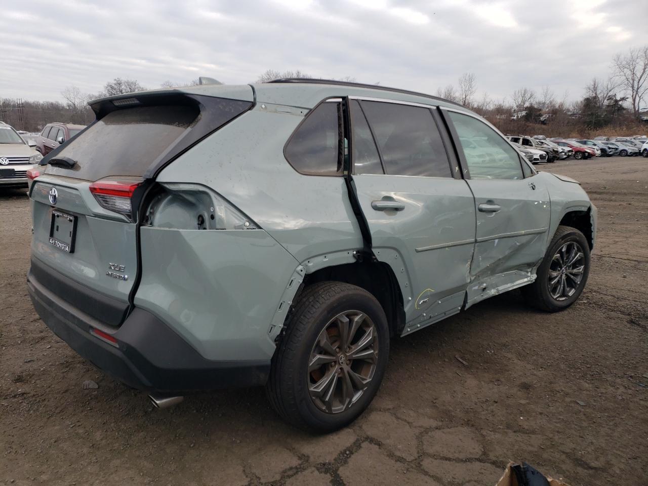 VIN 2T3B6RFV0PW042561 2023 TOYOTA RAV4 no.3