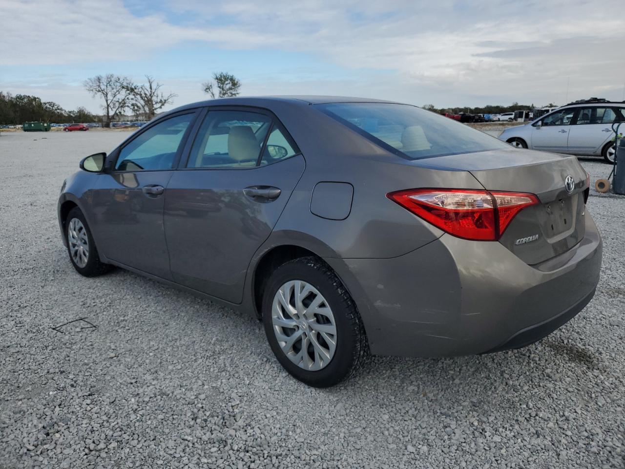2017 Toyota Corolla - Image 2