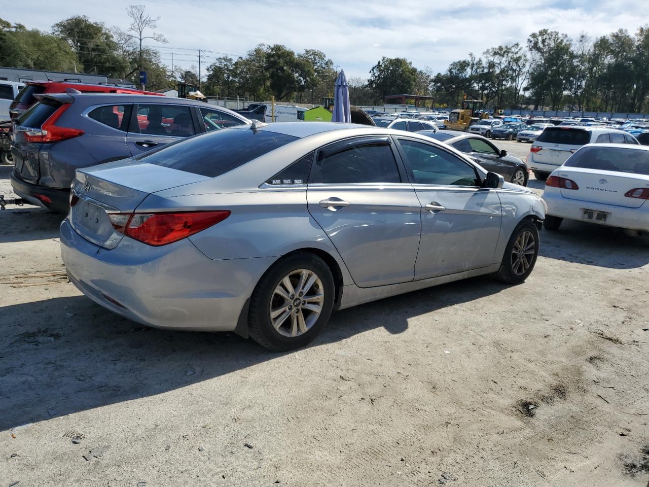 2013 Hyundai Sonata - Image 3