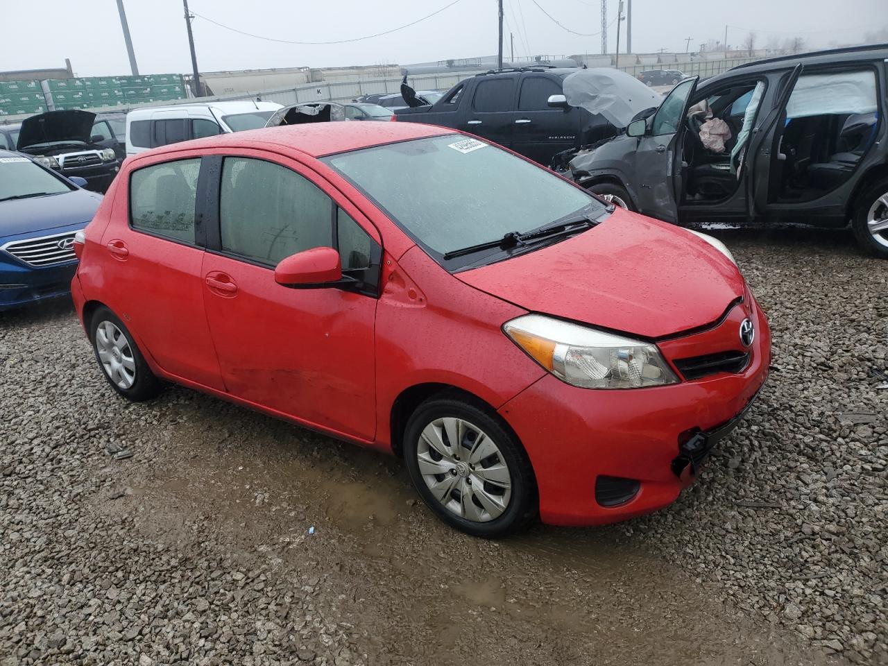 2013 Toyota Yaris - Image 4