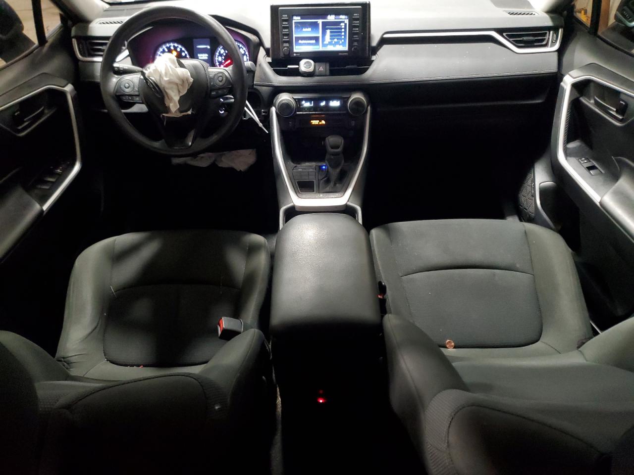 2022 Toyota RAV 4 - Image 8