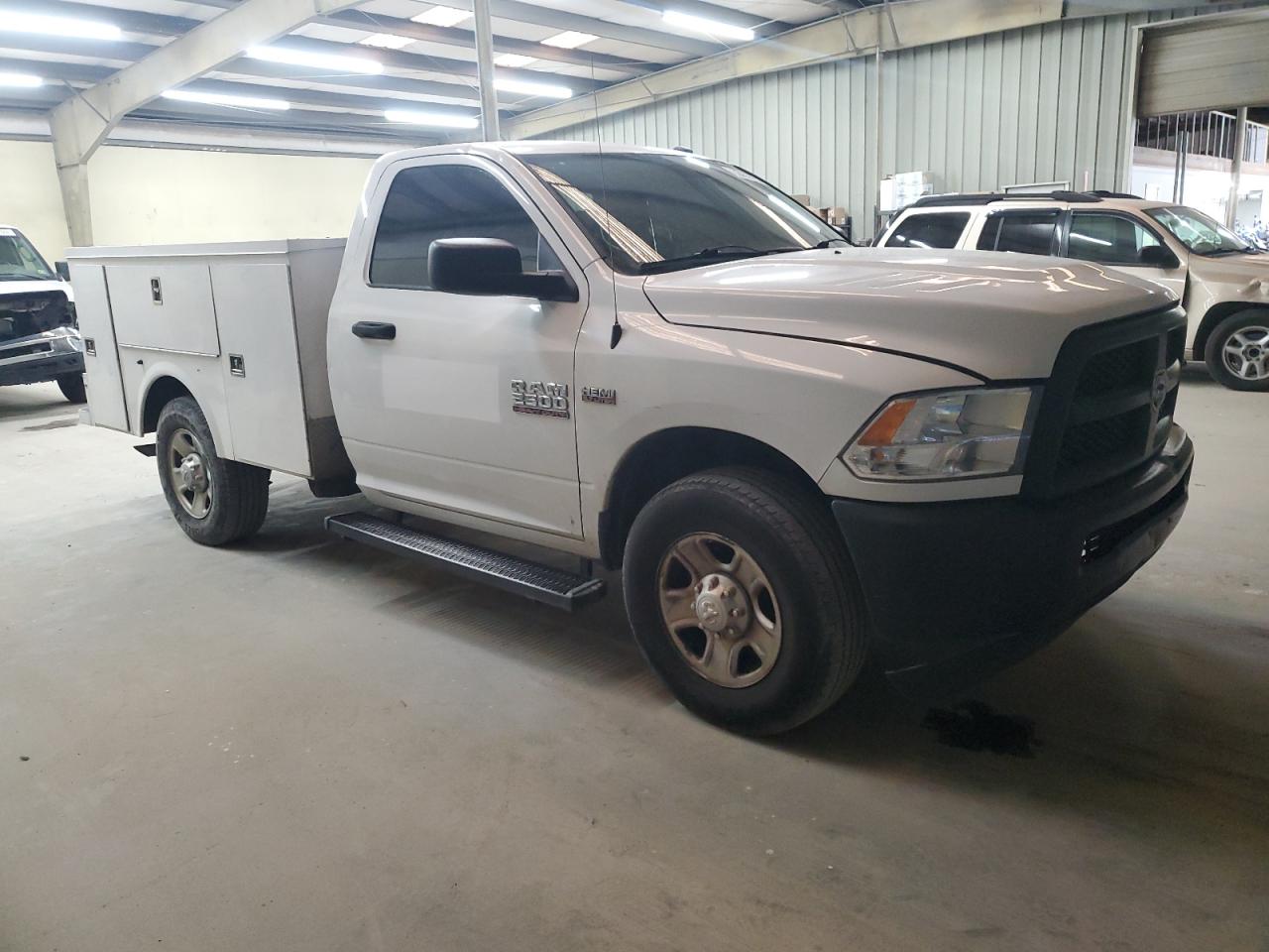 2015 RAM 2500 - Image 4