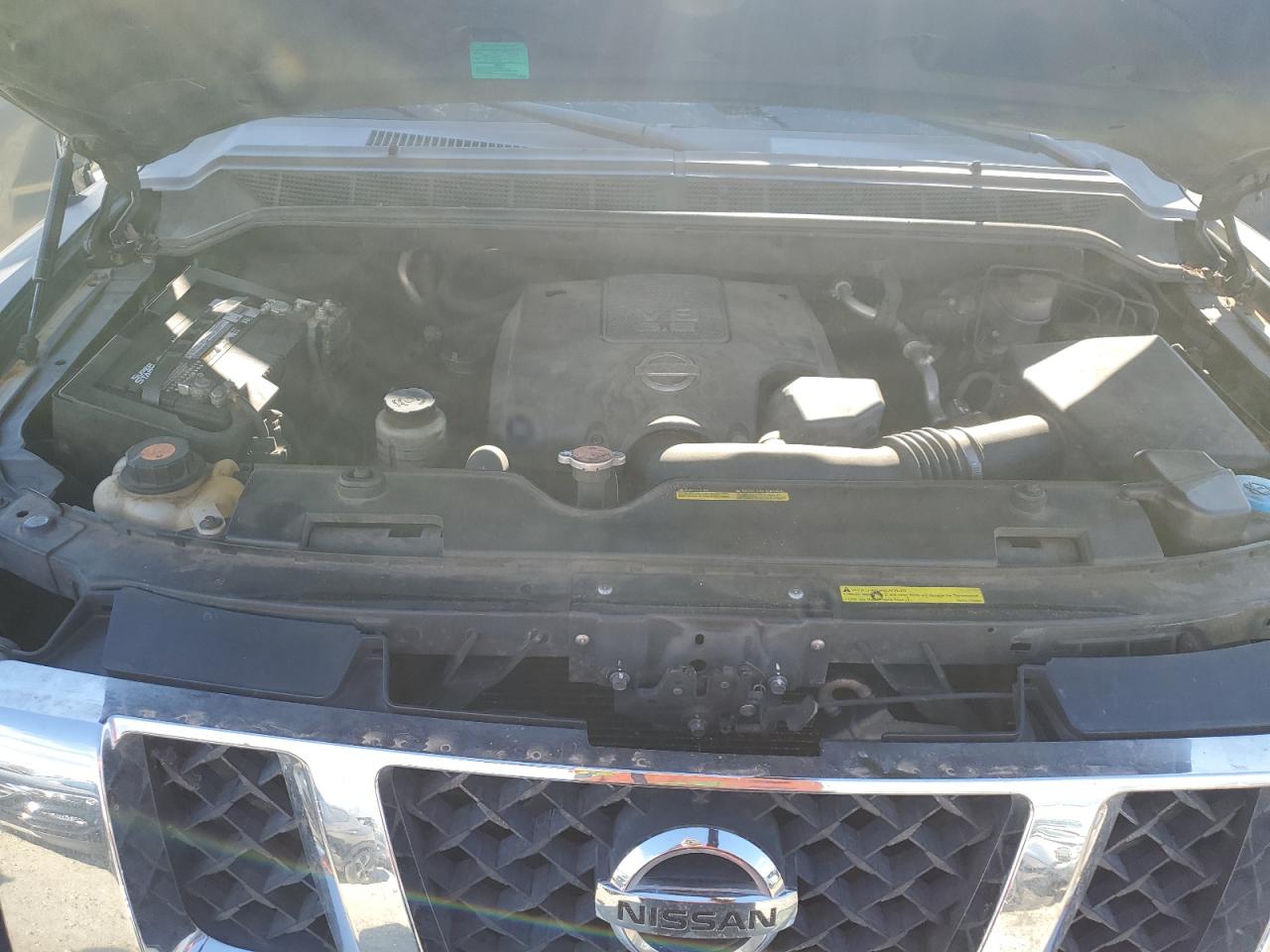 2008 Nissan Titan - Image 11
