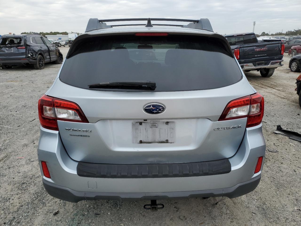 2016 Subaru Outback - Image 6